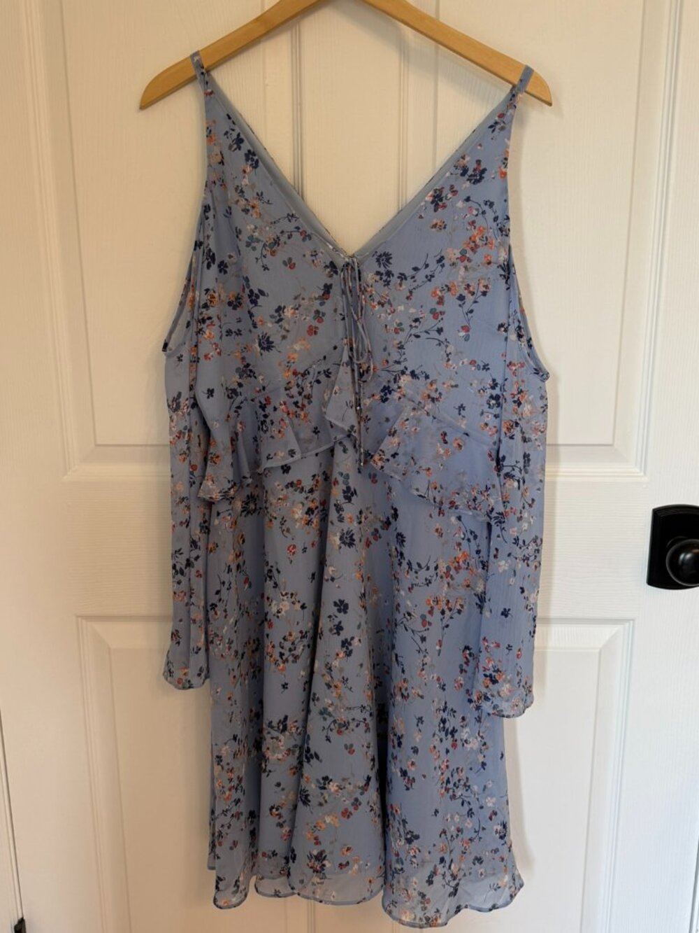 Sam Edelman Light Blue Floral Tie-Front Bell Sleeve Dress Size 8
